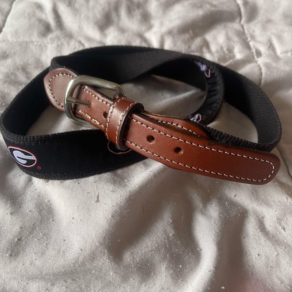 UGA logo belt with leather